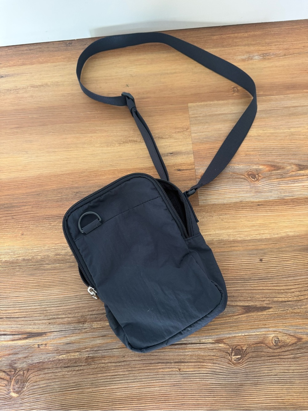 Athleta Black Compact Crossbody Belt Bag